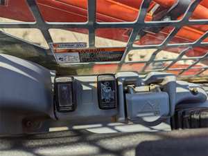 Cargador de orugas compacto Kubota 2016-Potencia, durabilidad y versatilidad - Product Image 6