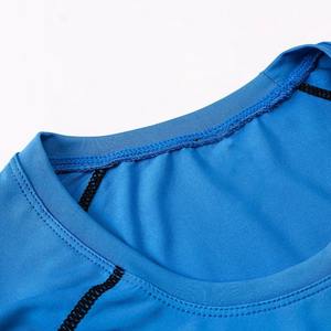 Camiseta de compresión activa atlética para hombre, 100% algodón, ajustada, que absorbe la humedad para gimnasio, entrenamiento, camisetas deportivas en oferta - Product Image 4