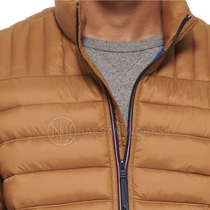 ผลิตจากวัสดุคุณภาพดี เสื้อแจ็คเก็ตพัฟเฟอร์ผู้ชายแบบคอตั้ง เป็นมิตรต่อสิ่งแวดล้อม ระบายอากาศได้ดี รับผลิตแบรนด์ส่วนตัว เสื้อแจ็คเก็ตลำลองสำหรับฤดูหนาว - Product Image 6