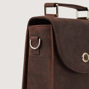 Sac à bandoulière pour femme Sandra en cuir brun vieilli vintage - Product Image 4