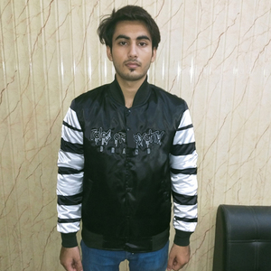 Vente en gros Veste bombardier en satin brodée personnalisée Vestes bombardier universitaire en satin de soie veste universitaire en satin de baseball pour hommes - Product Image 3