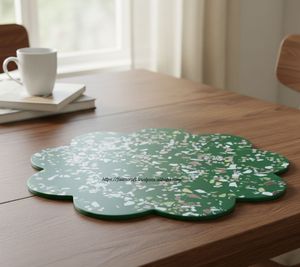 Planche à fromage et charcuterie en résine de coquille Saint-Jacques de qualité supérieure, 9 à 12 pouces, écologique, élégante et fonctionnelle pour couper la viande, le pain et le fromage - Product Image 4