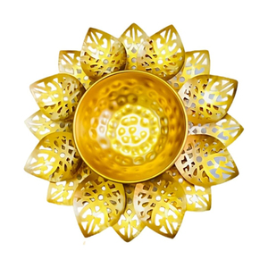 Mejor y buen diseño Latón puro Acabado dorado Decoración Flor Cuenco Urli Latón de Calidad exclusiva Urli de Falah International - Product Image 1
