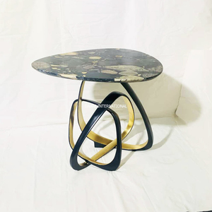 Mesa Auxiliar Moderna de Lujo con Cubierta de Mármol y Base de Metal Artística Elegante, Mueble Decorativo Contemporáneo para Sala de Estar u Oficina - Product Image 1