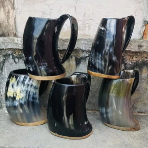 GIVE POLI FABRIQUÉ À LA MAIN VIKING CORNE À Boire BEER STEIN Tasse à boire Viking Tasse à boire Tasse à café - Product Image 1
