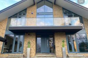 Balustrade de balcon sans cadre, garde-corps en aluminium, profilé en U pour garde-corps en verre - Product Image 2