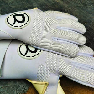 Durable Breathable Professional Goalkeeper Gloves Non Slip Palm <b>Grip</b> Roll Finger Design Soft Comfortable Polyester/Latex Fabric - Product Image 2