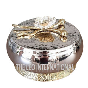 Tazón de Metal de aluminio de acero inoxidable pulido brillante con diseño de flores de textura martillada para servir comida, fruta, hogar, Hotel con tapa - Product Image 1