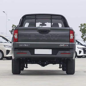 B_A_W Calorie Diesel Pickup, Transmisión Automática, 4 Asientos, Alta Potencia, Interior Oscuro, Neumáticos R17, Tracción Delantera, Manual, Cuero - Product Image 6