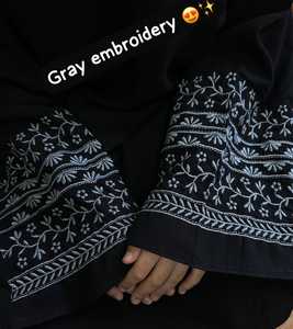 Ropa y accesorios musulmanes tradicionales Abayas bordados a mano modestos y elegantes para mujer - Product Image 1