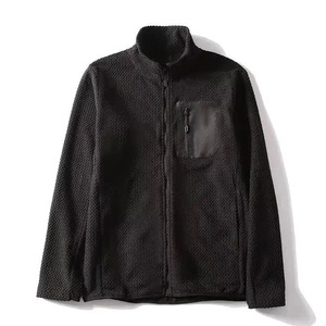 Chaqueta con Capucha de Motociclista TRAF 2024 Unisex, Táctica, Invernal, Cortavientos, Impermeable, con Piel de Tiburón, Nueva Moda, Logotipo Frontal, Talla XL - Product Image 4