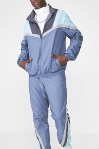 Ensembles de survêtement coupe-vent de jogging avec logo personnalisé de haute qualité Survêtement coupe-vent en nylon surdimensionné pour hommes avec fermeture éclair - Product Image 3