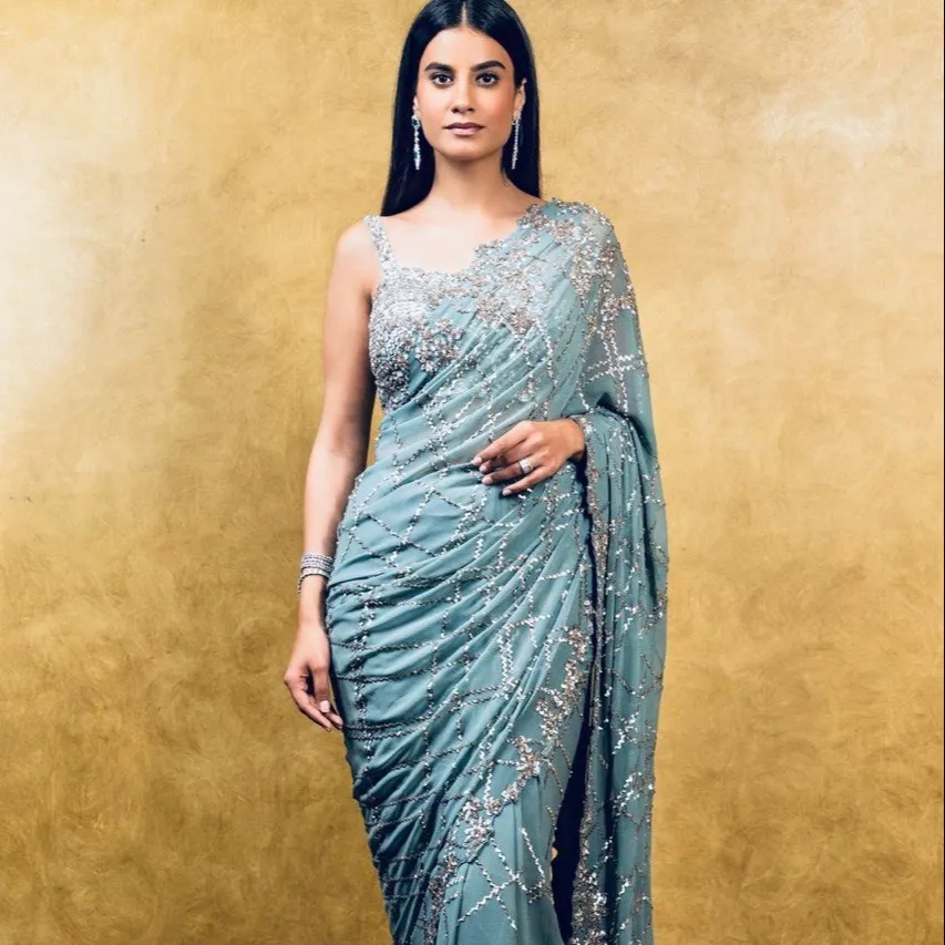 Migliore qualità nuova sequenza di tendenza SAREE ti senti bene vestito paillettes lavoro sari su GEORGETTE con camicetta