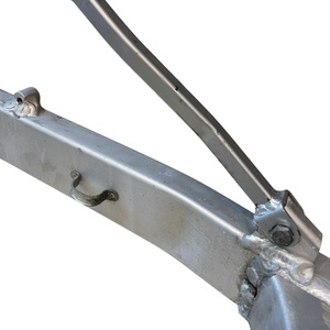 Bras oscillant arrière pour Suzuki SV650 de 1999 avec couvercle de protection du moteur en aluminium et liaison de suspension d'origine - Product Image 4
