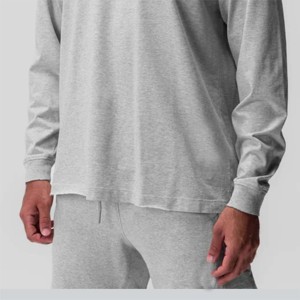 Chemise d'entraînement légère pour homme évacuant l'humidité-parfaite pour les entraînements de haute intensité et les vêtements actifs toute la journée - Product Image 5