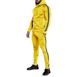 Venta al por mayor transpirable OEM Track Sweat Suits invierno Jogging Suit con Sudadera con capucha y pantalones de chándal personalizado ropa exterior para atletas de pista - Product Image 4