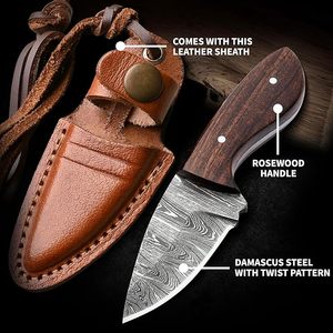 Cuchillo de caza y camping hecho a mano de acero de Damasco con mango de madera, tipo Skinner, con hoja fija, mini, para colgar en el cuello o como llavero. - Product Image 4