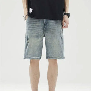 กางเกงขาสั้นผ้ายีนส์ขาสั้นสำหรับผู้ชายดีไซน์ใหม่ล่าสุดสีเทาซีดกางเกงยีนส์ทรงหลวม - Product Image 1