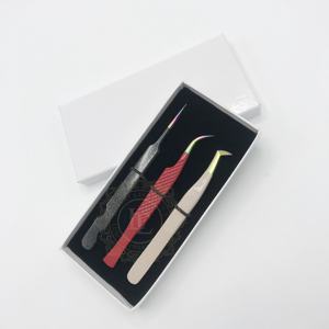 Pinzas para pestañas de acero inoxidable hechas a mano con logotipo personalizado de alta calidad, recién llegado, diseño único de arcoíris, revestimiento múltiple en polvo - Product Image 2