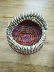 Cesta Bolga Decorativa 100% Natural de Ratán Ecológico con Asa Plegable y Tapa Tejida a Mano, Decoración para el Hogar, Almacenamiento, Hecho en Bangladesh - Product Image 2