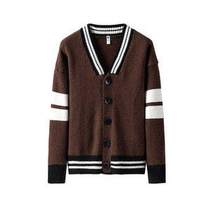 Suéter Cárdigan de Punto Transpirable, Suave y Cálido con Diseño de Logotipo Frontal, Estilo Casual sin Esfuerzo para Hombre, Invierno - Product Image 4