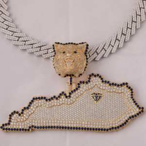 Colgante de Plata de Ley 925 Personalizado con Mapa de Kentucky y Diamante Moissanita, Chapado en Oro de 14K, Estilo Moderno para Fiestas Funky y Hip Hop - Product Image 2