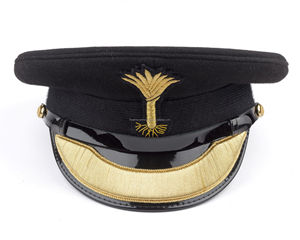 หมวกแก๊ปปักตราสัญลักษณ์แบบกำหนดเอง คุณภาพสูง สำหรับเครื่องแบบ ดีไซน์ทรงแข็งแรง จำหน่ายจำนวนมาก - Product Image 2