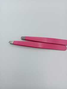 Pinzas para Extensión de Pestañas de Acero Inoxidable - Pinzas de Volumen de Alta Calidad con Diseño de Precisión Duradero, Antiestáticas y de Agarre Fino - Product Image 3