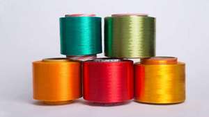 150/48 DDB NIM Top fil texturé en polyester résistant au toucher doux pour tricoter le tissage et la broderie offrant une couleur vibrante - Product Image 3