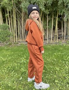 Nuevo Conjunto de Sudadera con Capucha y Pantalones Deportivos para Niñas, Estilo Informal, Diseño de Dibujos Animados, Colores Personalizados, Transpirable, para Uso Diario - Product Image 1