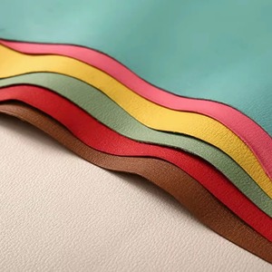 Chaqueta regular personalizada de estilo callejero de invierno para hombre de cuero genuino impermeable y transpirable - Product Image 5