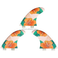 Planche de surf Waterplay Surfing Honeycomb Half Carbon au design personnalisé, ailerons simples en fibre de verre, ensemble de 3/5 ailerons pour utilisation en mer