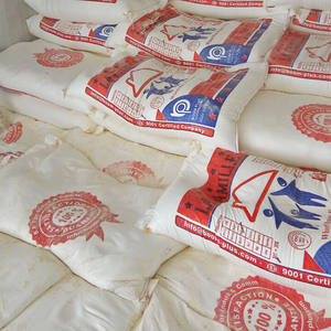 La Famille 50kg Harina de trigo con alto contenido de gluten Certificado Halal Grado a Origen egipcio Larga vida útil Etiqueta privada Empaquetado de bolsas de molienda - Product Image 4