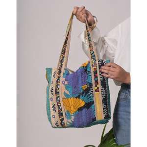 Bolso Kantha Vintage indio Multicolor, bolso de mano de algodón hecho a mano, bolso de compras para mujer, bolso de supermercado informal - Product Image 4