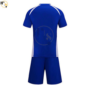 Option de gros pour les maillots de football sur mesure jeunes adultes haut uniforme ensemble logo personnalisé nom impression au Pakistan Option - Product Image 2