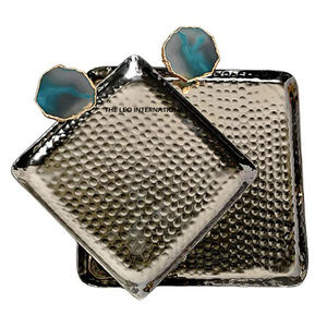 Prime qualité argent métal feuillu Accent poignée plateau de service à la main personnalisable hôtel fournitures créatives ustensiles de cuisine en gros - Product Image 6