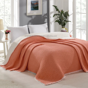 Muslin Weave Inside Cotton Fiber Filled 100% Cotton Blanket Bulky Heavy Thick 160x220cm 62x86inch Plain Collection Blanket - Product Image 1