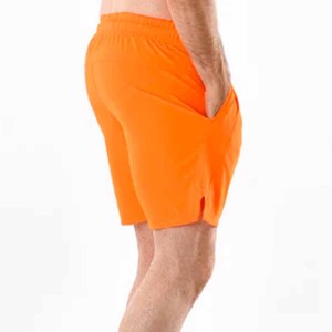 Vente en gros de shorts d'entraînement 100% en polyester de haute qualité avec logo personnalisé poches à panneaux décontracté coupe ample décoration à motif solide - Product Image 2