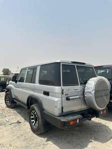 ใหม่/มือสอง สำหรับ LC 78 ฮาร์ดท็อป 4x4 8 สูบ LX ดีเซล ภายในเบาะหนังสีเข้ม - Product Image 4