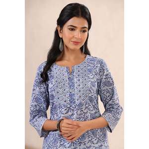Maheen Aza Damen Gerade Geschnittene Baumwoll-Kurta im Jhaal-Stil Bluse Hemd - Product Image 1