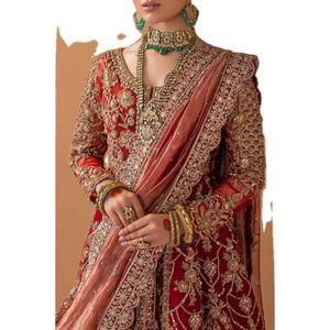 Robe de mariée traditionnelle pour femmes dentelle cristal décoration coupe régulière longueur au sol pour les occasions de fête de mariage évacuation de l'humidité - Product Image 5