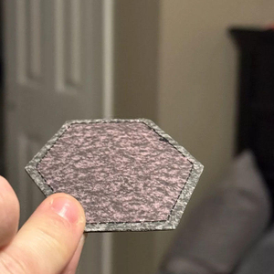 Parches de Cuero Personalizados al por Mayor, Opciones de Termoadhesión y Cosido Disponibles, Parches de Cuero Genuino para Ropa, Marca Personalizada - Product Image 4