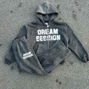 Conjunto Deportivo Unisex con Estampado Serigrafiado y Lavado Ácido para Hombre y Mujer de Alta Calidad - Product Image 3