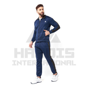 ชุดวอร์มเล่นกีฬาสำหรับผู้ชายชุดวอร์มลำลองสำหรับวิ่งชุดออกกำลังกายในยิมดีไซน์ล่าสุด - Product Image 1