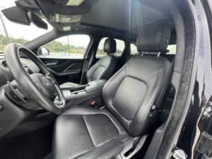 Pre-owned Clean 2020 Jagua-r F-PACE 25t Premium - Product Image 4