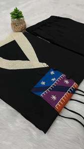 Impresionante conjunto de Kurta negro para mujer con pantalones Palazzo-Traje de fiesta étnico con bordado y detalles de borlas al por mayor de La India - Product Image 3