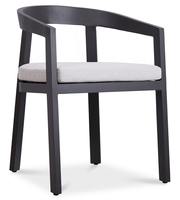 Chaise de salle à manger Vento Arm Retro Farmhouse Hotel, en teck massif, avec assise rembourrée, finition écologique noire Duco, pour intérieur.