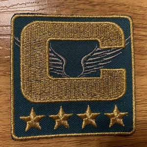 Toppa capitano C con <span class=keywords><strong>4</strong></span> stelle in oro distintivo ricamato su ferro personalizzato o cucire toppa per maglie sportive e divise della squadra - Product Image 5