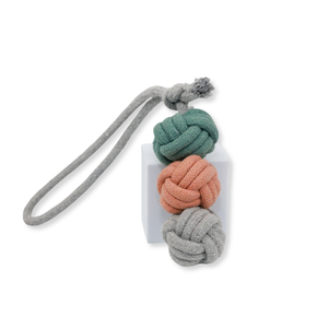 Juguete Ecológico de Plástico para Perros, Pelota de Hielo con Cuerda, Juguete de Moda para Mascotas con Práctico Embalaje en Bolsa - Product Image 1
