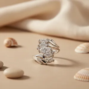 Anillo de Plata 925 con Gema Talla Marquesa para Mujer, Forma de Corazón, Chapado en Oro de 18K, Elegante, Regalo de Joyería - Product Image 1